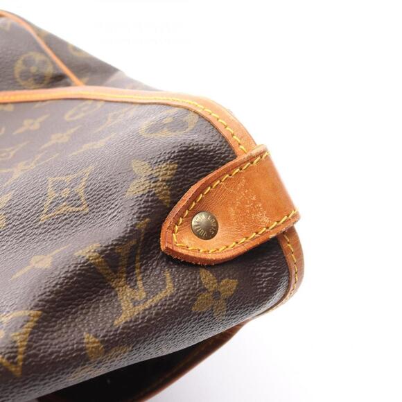 LOUIS VUITTON Brown Monogram Leather Shoulder Bag - Picture 7 of 15